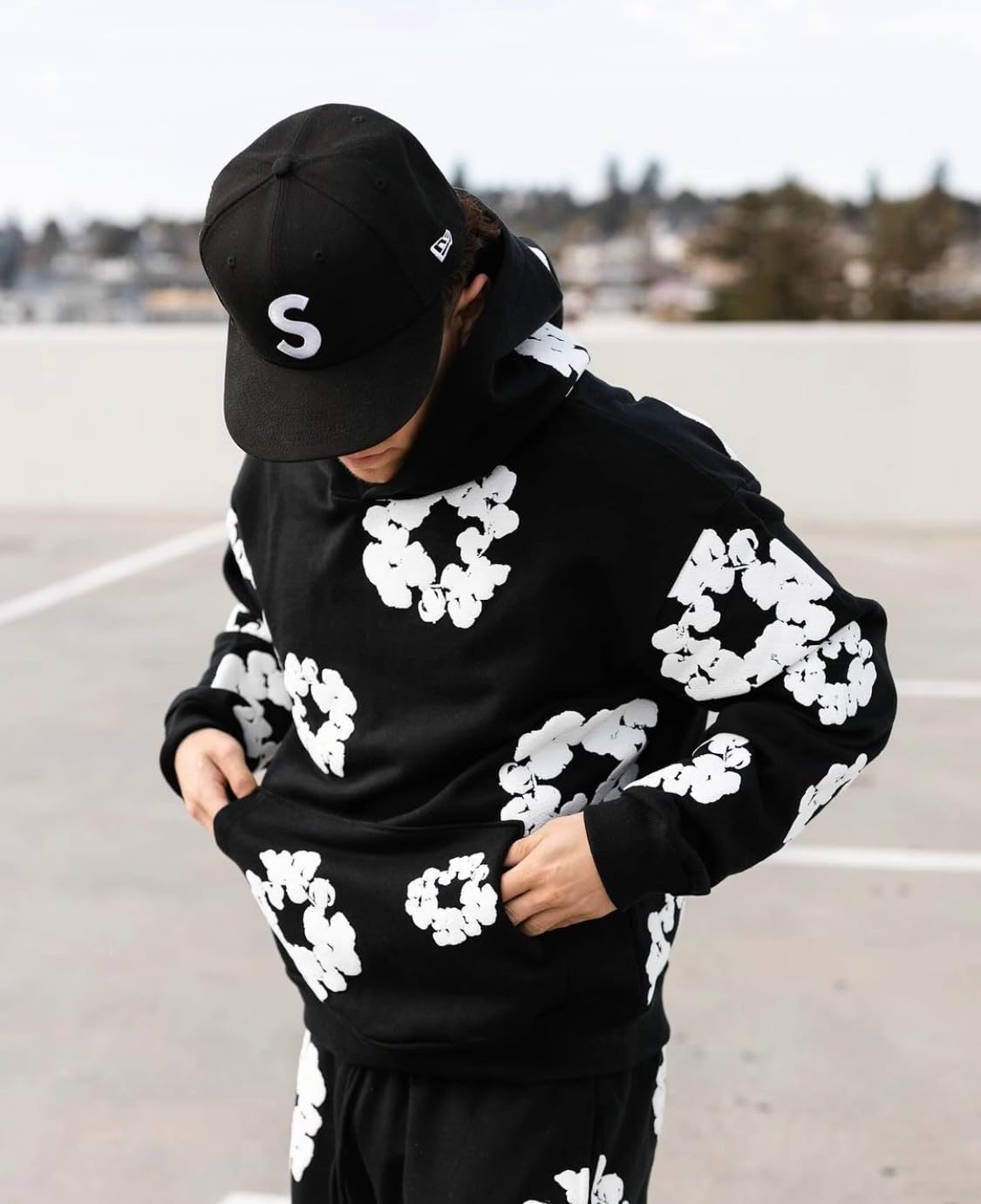 Unisex Wreath Hoodie and Pants